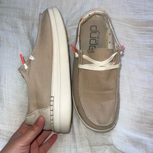 Hey dude Wendy rise shoes